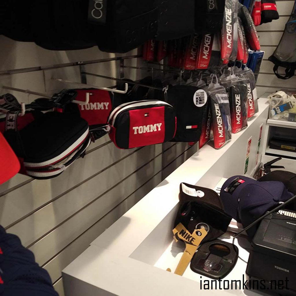 Tommy Hilfiger Bag in JD Sports